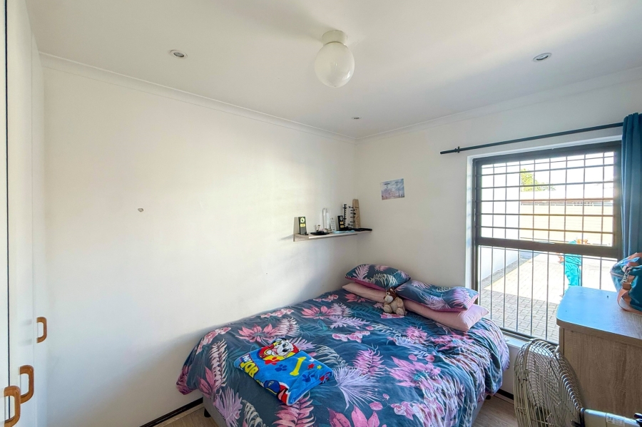 2 Bedroom Property for Sale in Welgelegen Western Cape